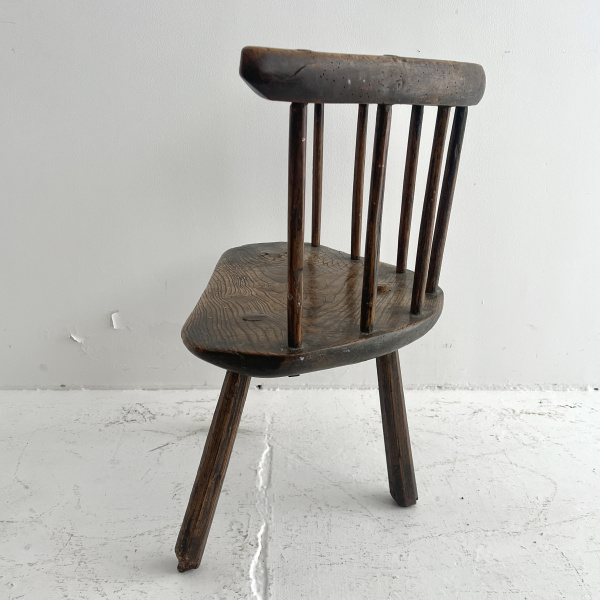 18th century 3 legged low Welsh stick chair  image