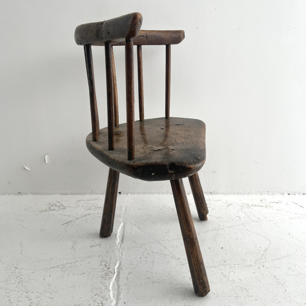 18th century 3 legged low Welsh stick chair  image