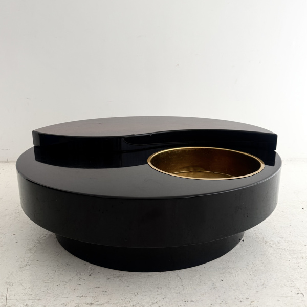 Willy Rizzo Yin Yang table  image