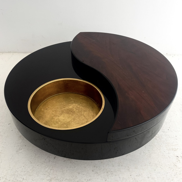 Willy Rizzo Yin Yang table  image