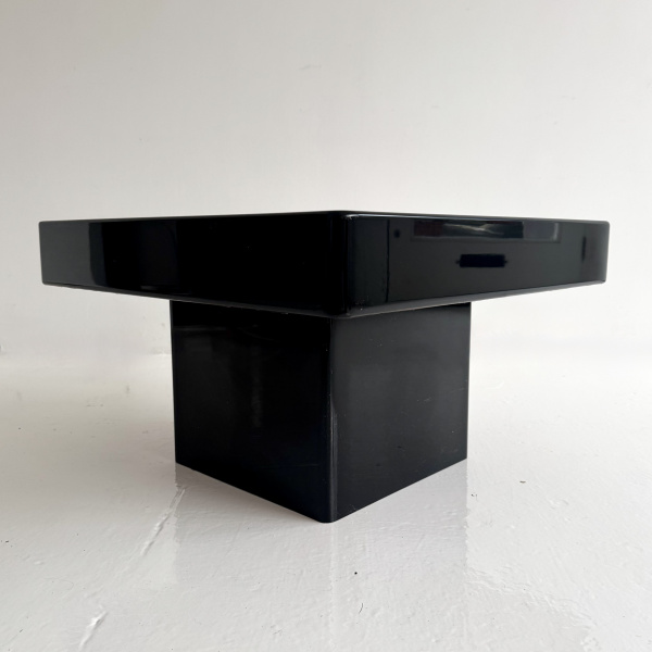 1970s Paul Michel for Roche Bobois high gloss burr table  image