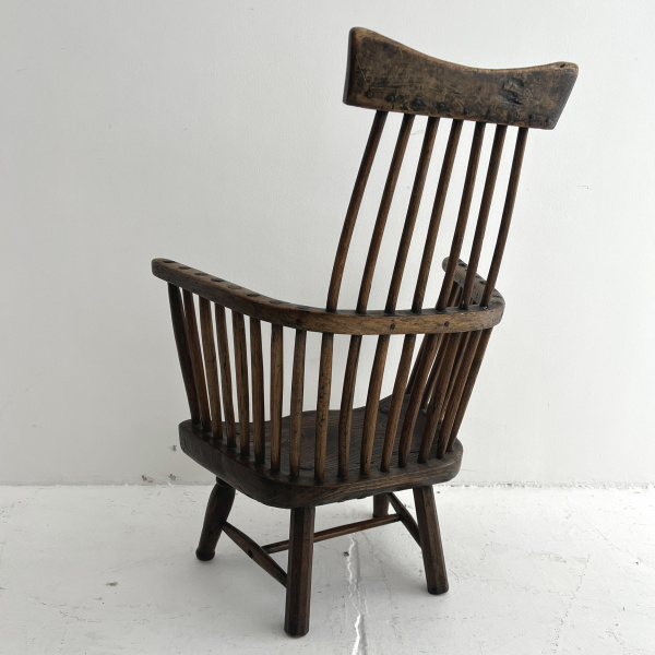 An 18th Century Welsh Lobster-pot comb-back stick chair  image
