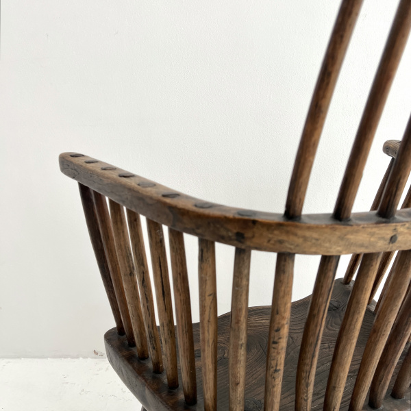 An 18th Century Welsh Lobster-pot comb-back stick chair  image