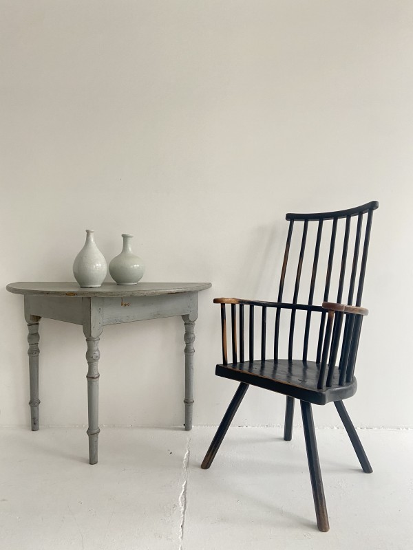 Early 19th Century Welsh Comb-back Windsor Chair  image