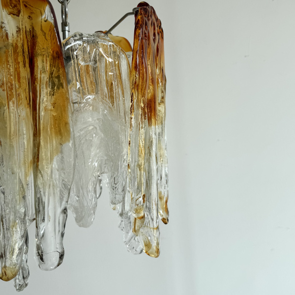A 1960s Italian Mazzega Murano Flames chandelier  image
