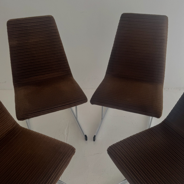 A 1970s Pieff Lisse chromed steel dining set  image