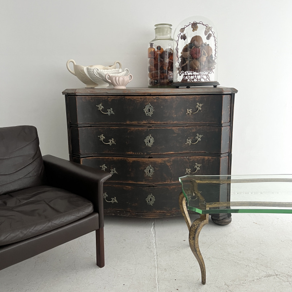 A large 18th century Swedish Baroque chest of drawers.   image