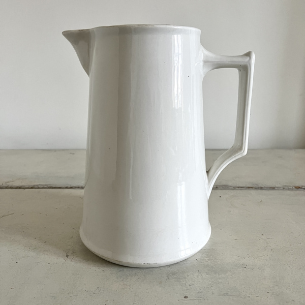 A Large 19th century Creil et Montereau Jug image