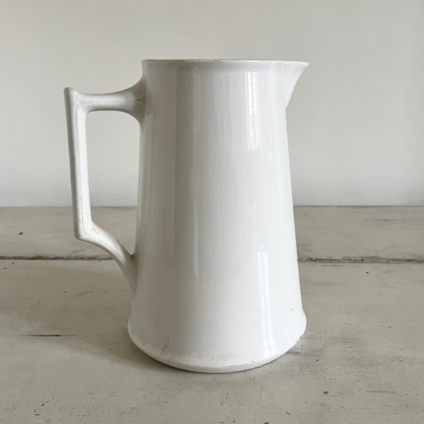 A Large 19th century Creil et Montereau Jug image